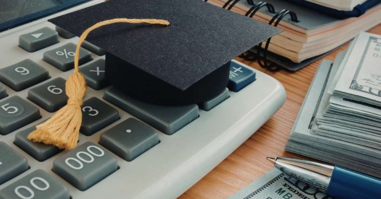 Achieving Academic Growth Through the Right English Tuition Centre